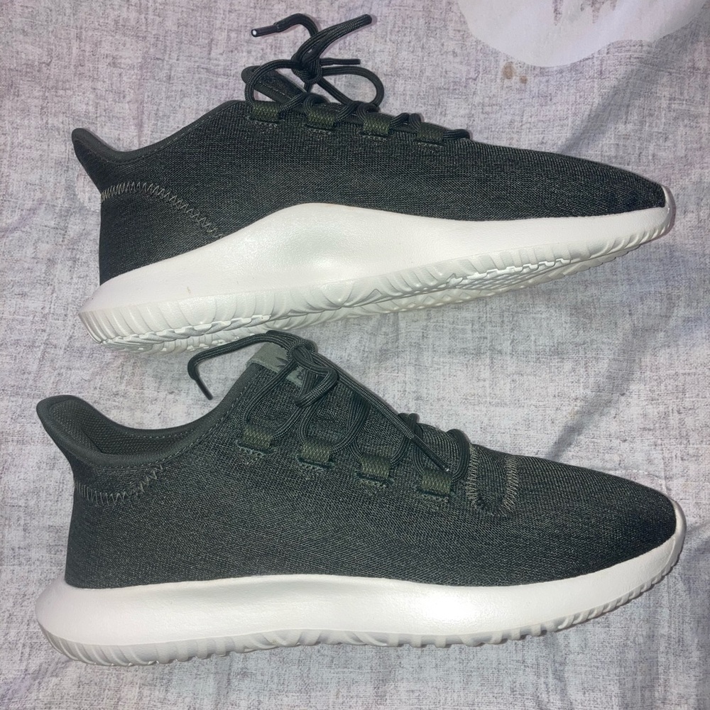 EUC Dark Army Green Adidas Athletic Shoes size 10